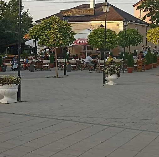 чудесно място с басейн 