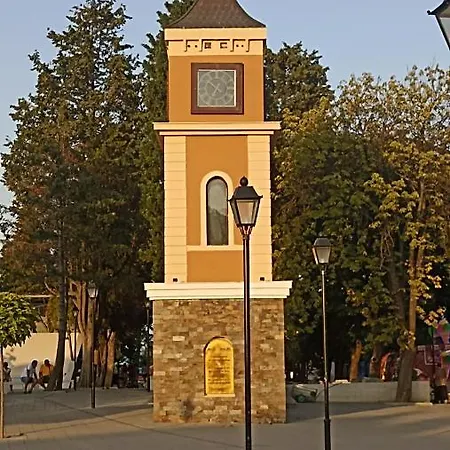 чудесно място с басейн 